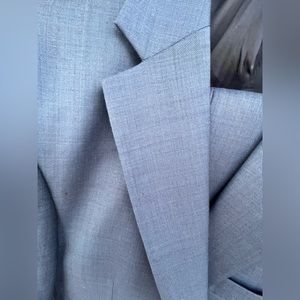 Jos. A. Banks 40R Men’s Suit